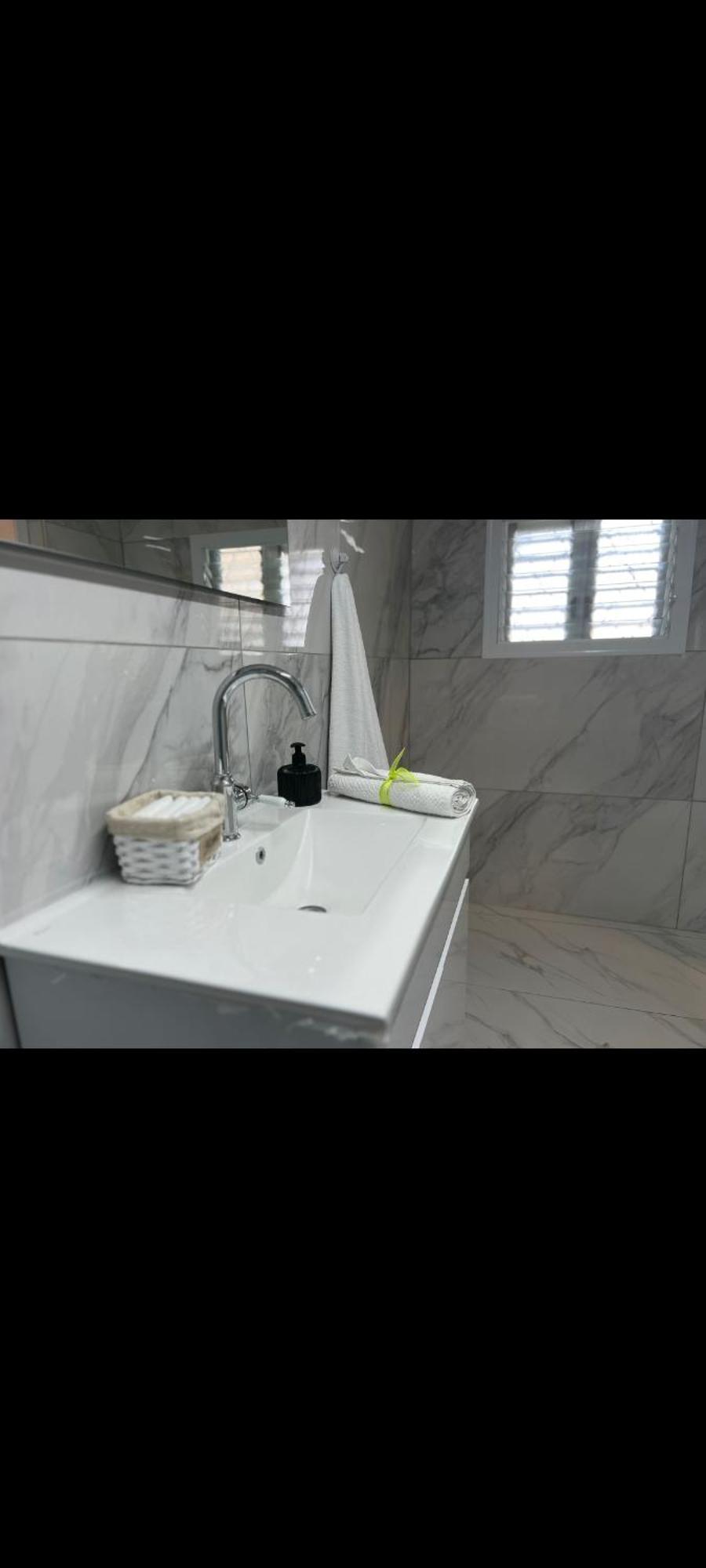 בקתה ביער Apartment Хайфа Екстериор снимка